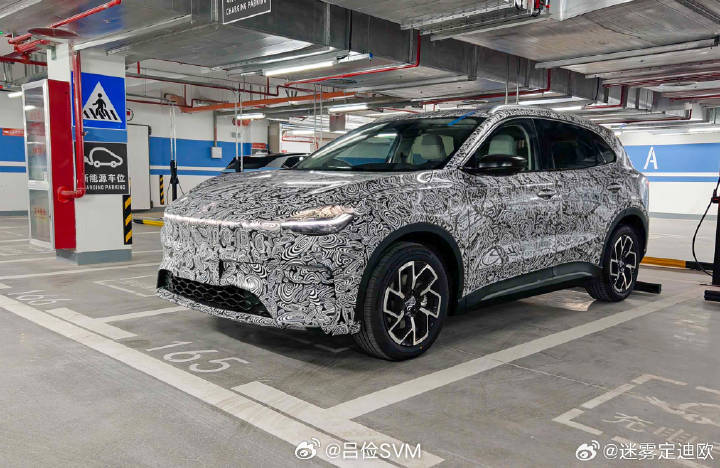 我们现在陷入一个怪圈了，价格与尺寸的关系。比如现在15万往往要4.6m20万往往