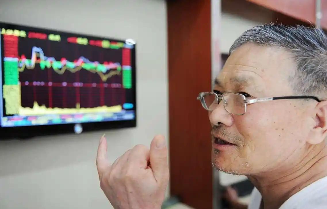 我跟踪了章建平、葛卫东、张素芬的持仓，发现了一个秘密

研究牛散持仓最容易走偏的