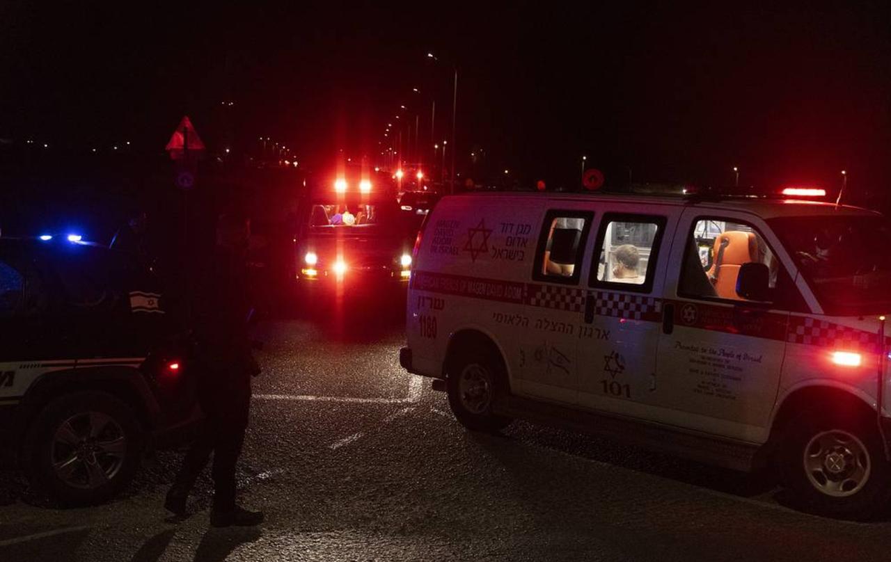 以色列北部导弹袭击中近60人受伤
据《耶路撒冷邮报》报道，伊朗对以色列北部一栋建