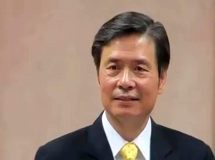 闹得这么凶，结果就这？
金傅聪和赵少康这波明显是想给郑丽文团队上点压力，动静搞得