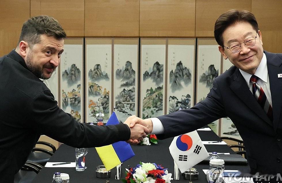 太打脸了！韩国直接拒绝了泽连斯基！针对乌克兰总统泽连斯基声称朝鲜准备派兵5万人协