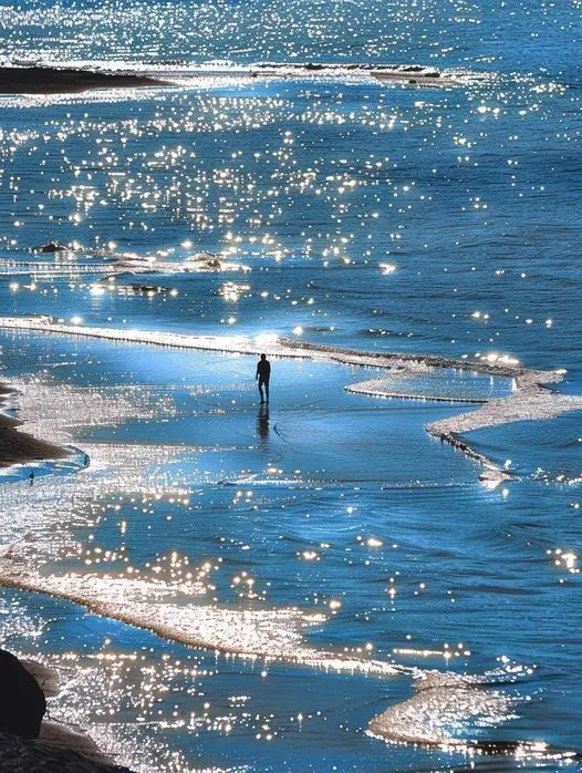 美图欣赏——阳光下的晶莹沙滩