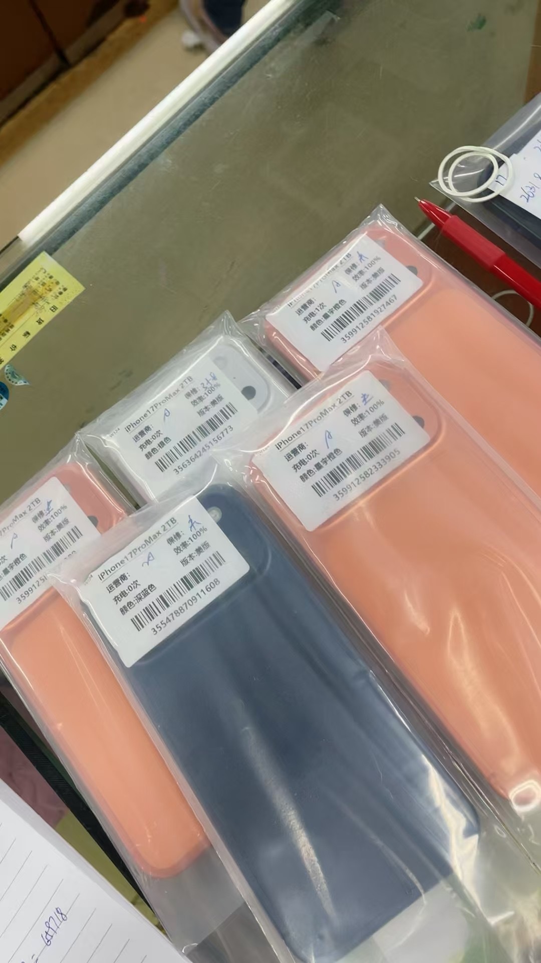 虽然它是2TB，虽然它比国行便宜七八千但是真的会有人花1个w买2TB 有锁 17