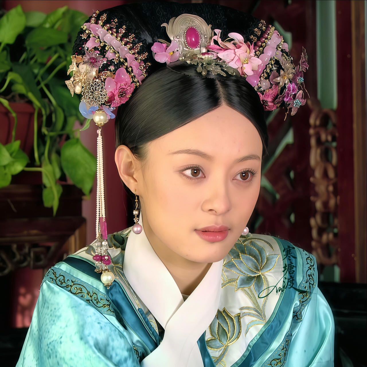 吴慷仁私下甄嬛传芈月传都来的吴慷仁过年追甄嬛传罗梁的步步算计难道是看《甄嬛传》时
