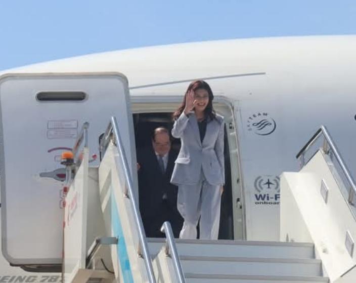 4月7日，郑丽文的大陆访问之旅正式开启，时间安排是6天5夜，值得注意的是，这次郑