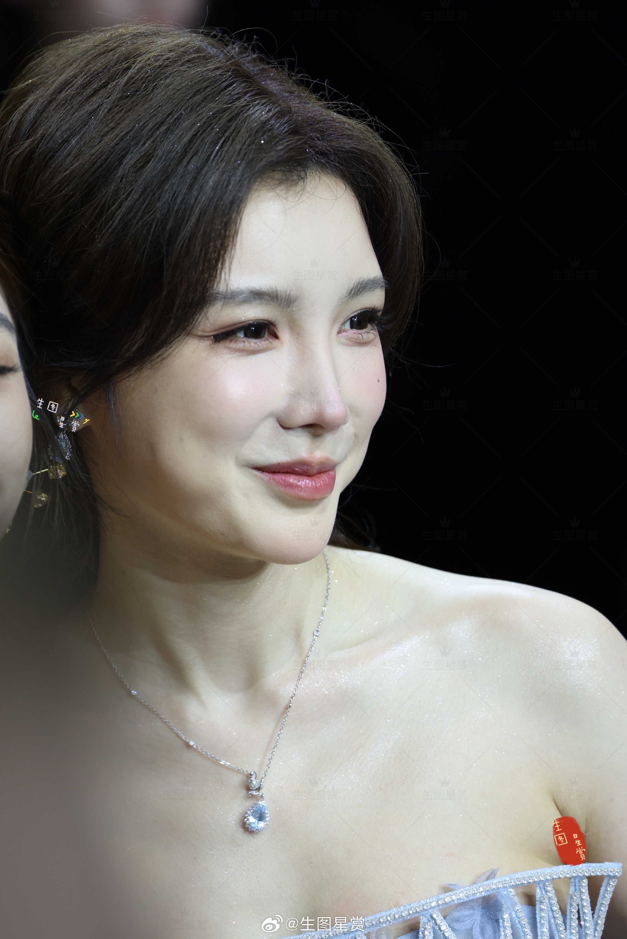 戴燕妮的眼睛会魔力放电👀上海时装周 又一组新图来啦 ​​​