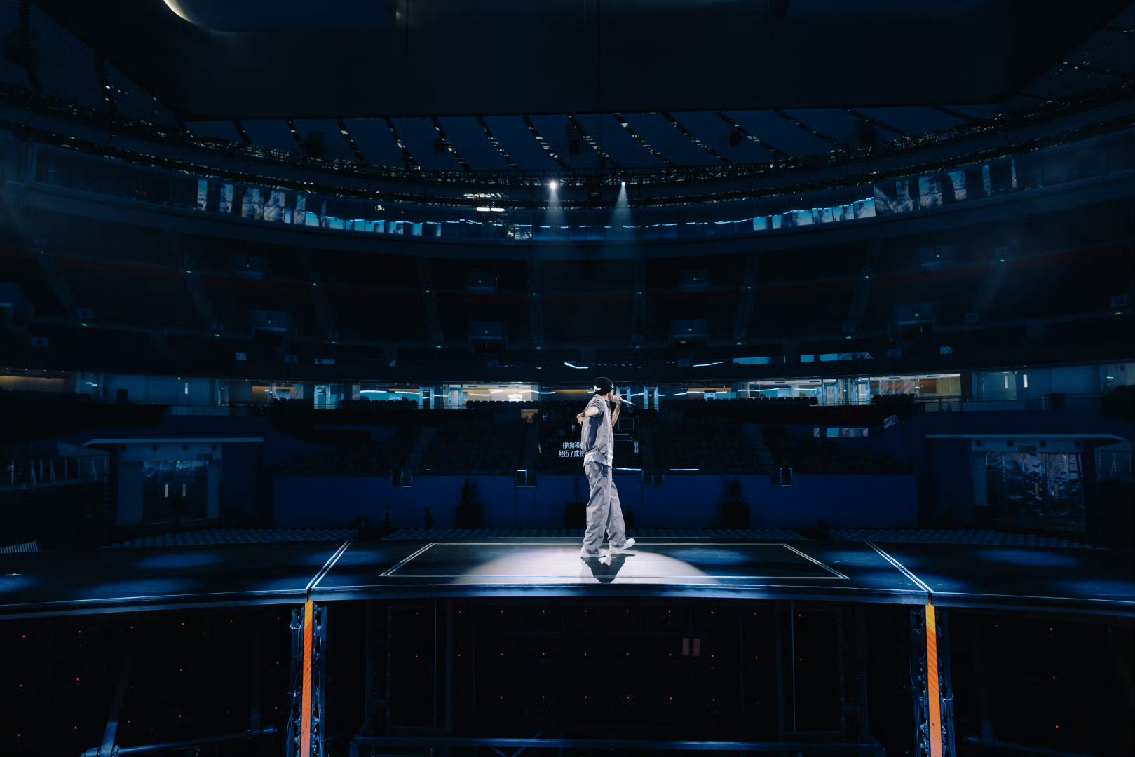 梓渝演唱会彩排图，期待期待！ 演出顺利！ 