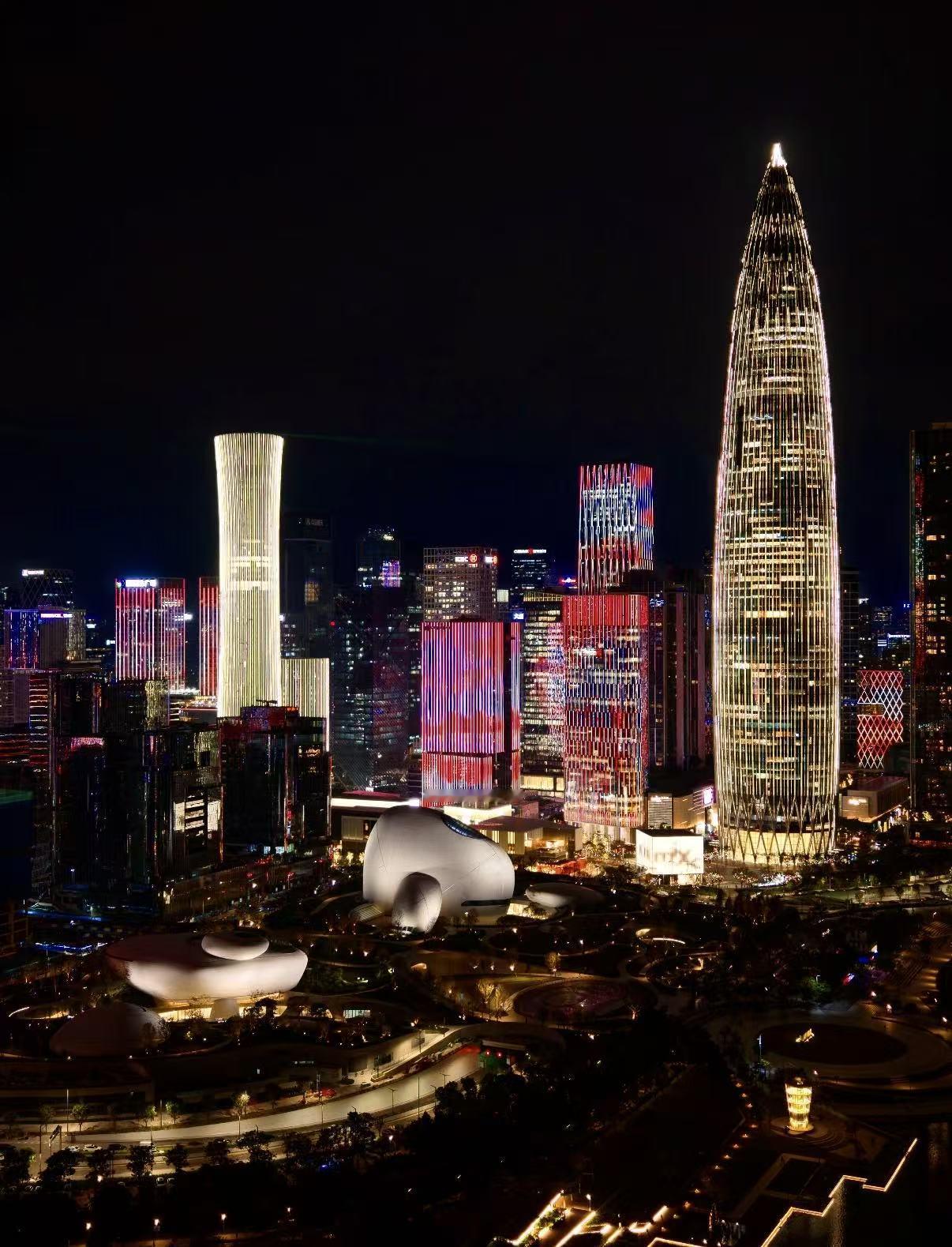 发现没？这次川普绝对是捅了马蜂窝，而且捅的是最大最毒的那个品种的马蜂窝，老头子以