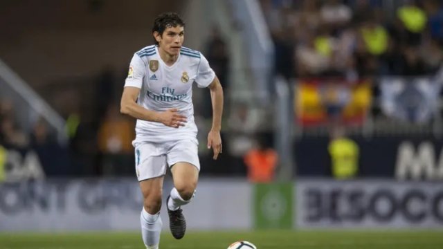 在对阵AC米兰的友谊赛后，皇马后卫巴列霍在接受采访时谈到了安切洛蒂、自己的未来等