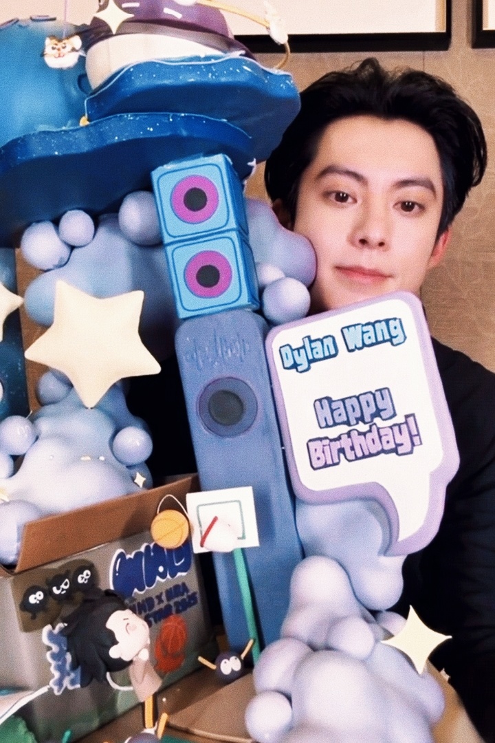 年度最好哭王鹤棣直播