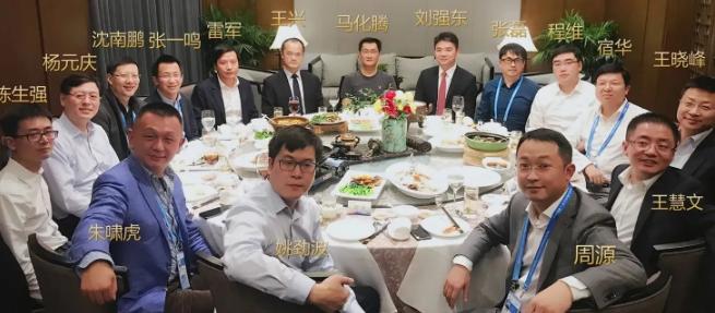 其实中国未来会出现一个非常恐怖的商业模式，就是：爆品获客+跨界盈利模式，举个例子