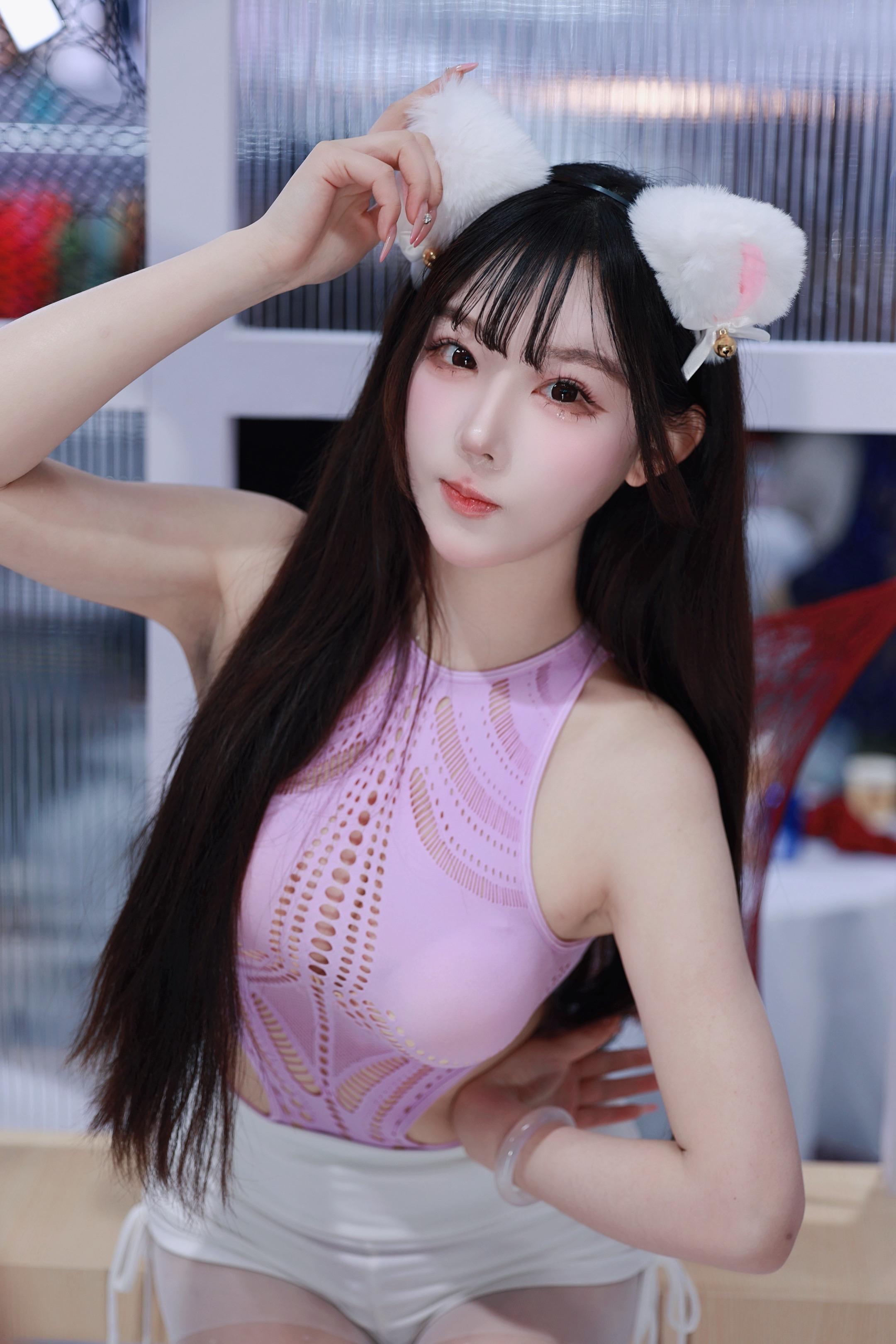 美女车模 辣妹拍照 御姐拍照姿势 甜美身材写真 极品车模