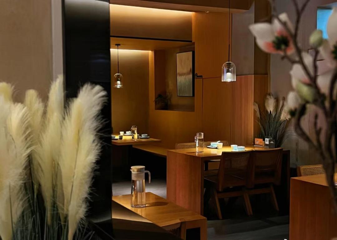 这种改造模式为其他城市旧空间改造提供了宝贵的经验和借鉴，为城市的发展和更新提供了