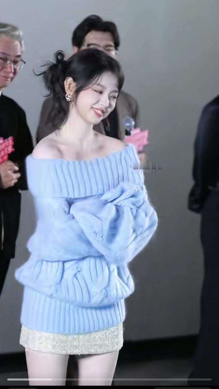 李柯以的《十八岁太奶奶驾到，重整家族荣耀3》惊喜上线了，该剧开播前预约量就突破了