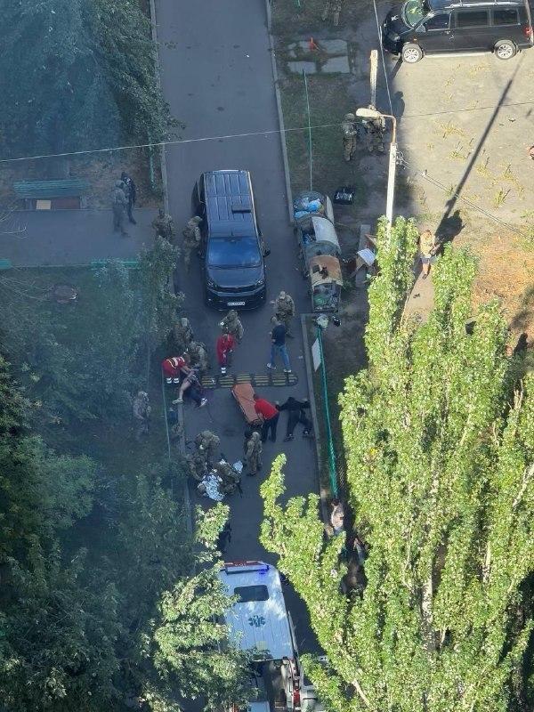 乌克兰安全局与国防部情报总局街头火并，造成数人死伤

9月2日，乌克兰首都基辅上