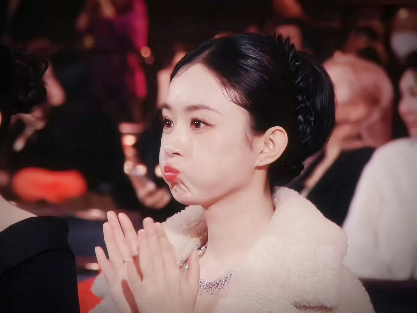 赵丽颖 心情是可爱的