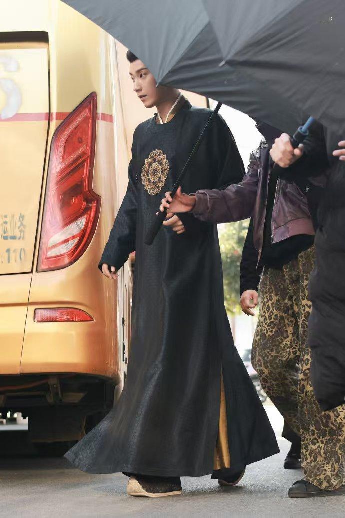 我的白月光女儿女婿撒新糖了  萧瑾瑜的严谨与楚楚的细腻，探案路上的甜蜜点缀，这糖