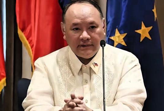 被中国制裁的菲律宾防长特奥多罗家族中的许寰哥家族核心是生力集团，在华业务包括：啤