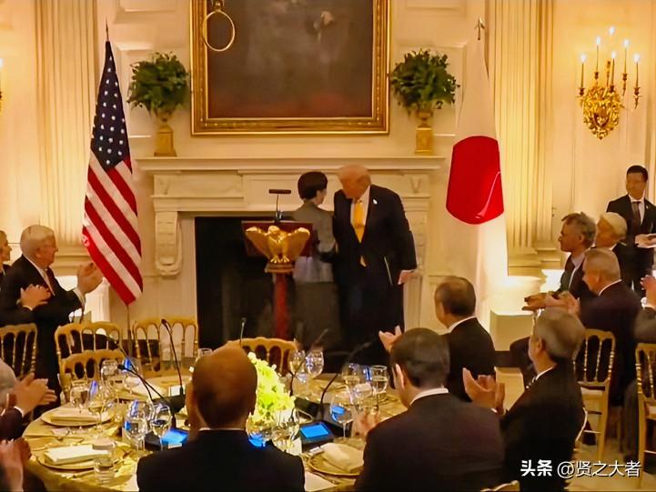 日本疯了？
拟将中日关系从最重要的双边贸易关系，
降级为重要邻国。
高市早苗为了