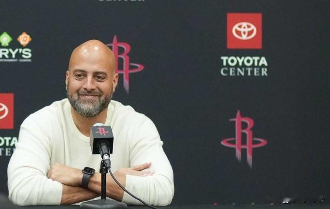 斯通总结火箭这赛季，关于球队，他的发言透露出来3个重要信号，都是火箭球迷们非常关