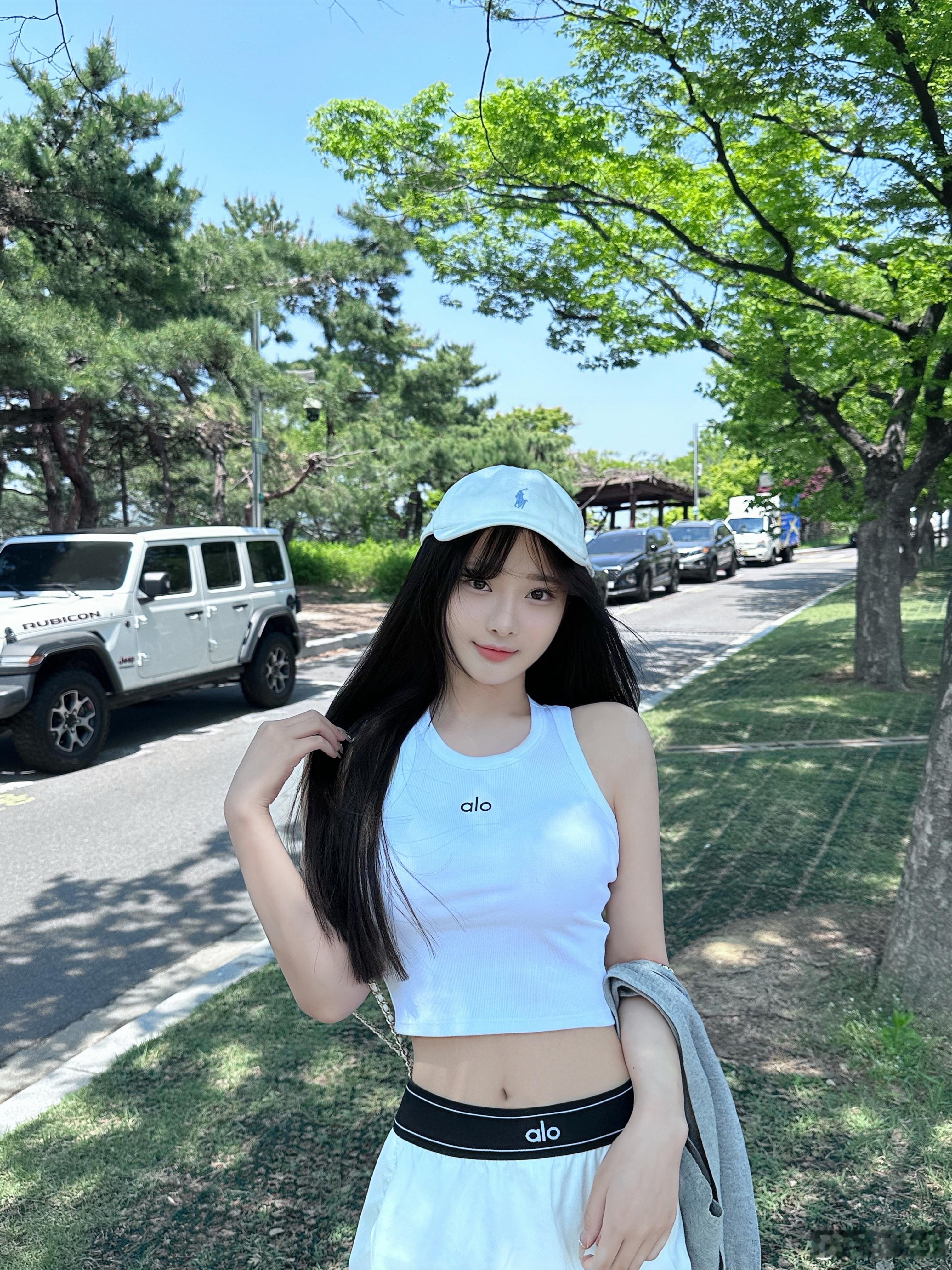 爱吃的女孩运气不会差 因为食来运转  ​​​