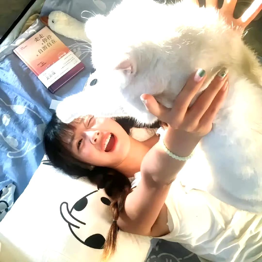 𝐒𝐡𝐚𝐫𝐞｜女生头像丨可爱丨ins风丨明媚｜𝙒𝙚𝘾𝙝𝙖𝙩壁