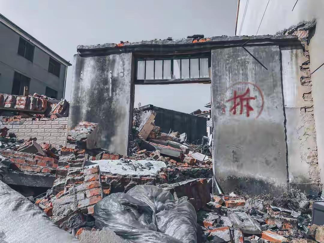 陕西张恒反非法强拆正当防卫案（网传“全国首例反强拆致死无罪案”）
 
基本案情