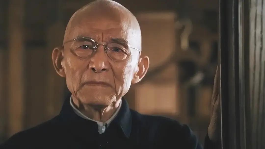 游本昌女儿说：老爷子最后两三天不吃不喝，家里没送医院，也没硬灌饭，问他“是不是要