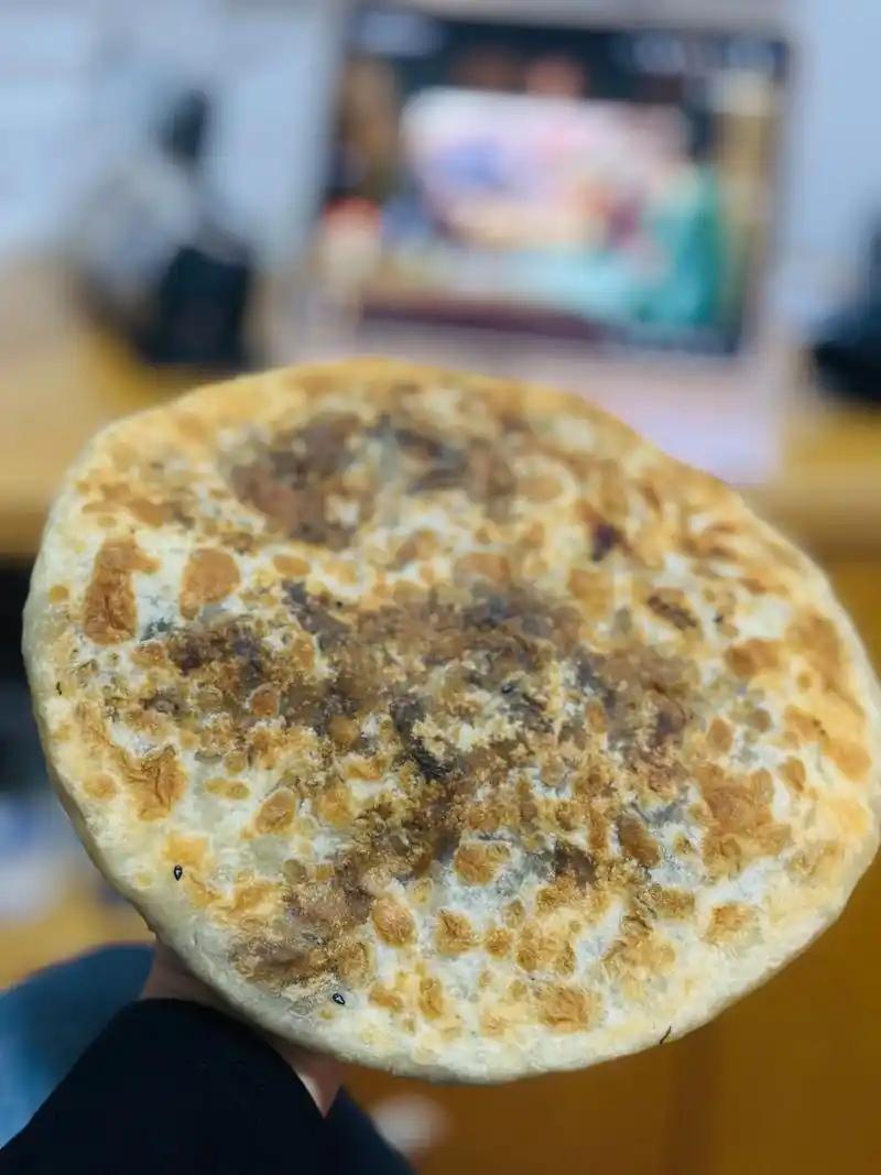 安徽黄山旅游，美味早餐就这么吃吧！
黄山早餐推荐：
1、徽州挞粿（笋干雪菜馅、梅