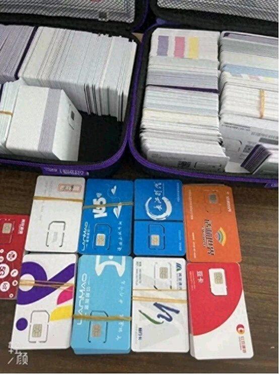 之前一直好奇电诈里两个最想不通的点：骗子哪来那么多手机号，还有为啥我们转个五万十