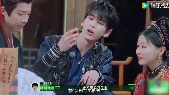 真的被《开推》这一幕温柔细节狠狠戳到！黑暗环境最见人品和本能反应，氛围感直接拉满