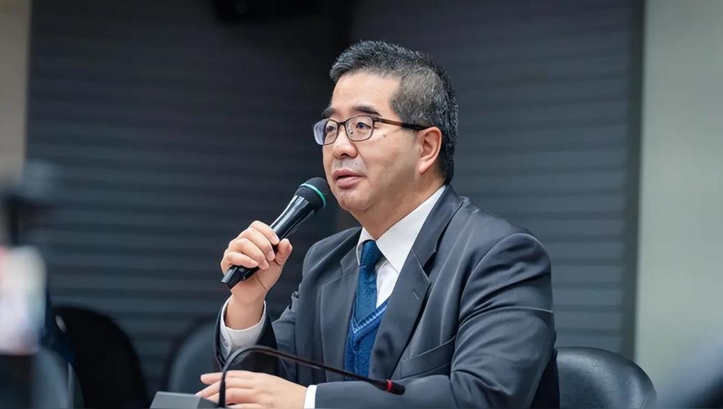 萧旭岑表态了

国民党副主席萧旭岑在第30届鲁台会致词时表示，他代表中国国民党与
