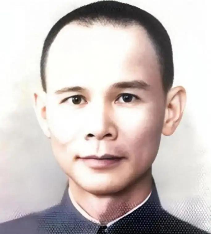 1944年长沙陷落后，蒋介石电召张德能赴渝开会，参谋长哭着拦他：去了就回不来！他