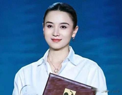 从宋佳拿奖到佘诗曼追星：流量泡沫正在被"真诚"戳破