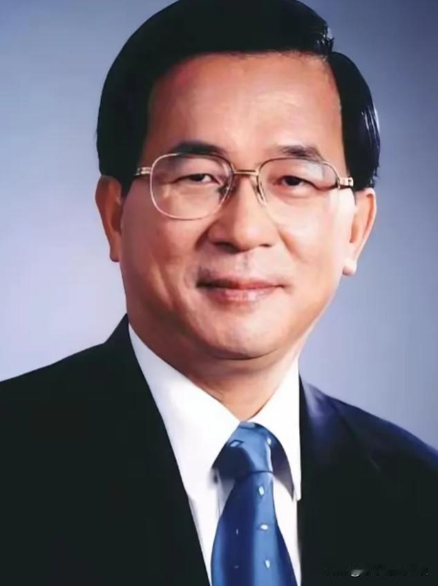 陈水扁2月7日在台北说出一句大实话：人生如果能重来，他绝对不会再从政。

年轻时