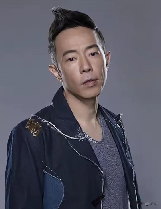 62岁黄贯中，悲痛转发悼念！

9月4日深夜，歌手黄贯中在微博转发相关悼念动态，