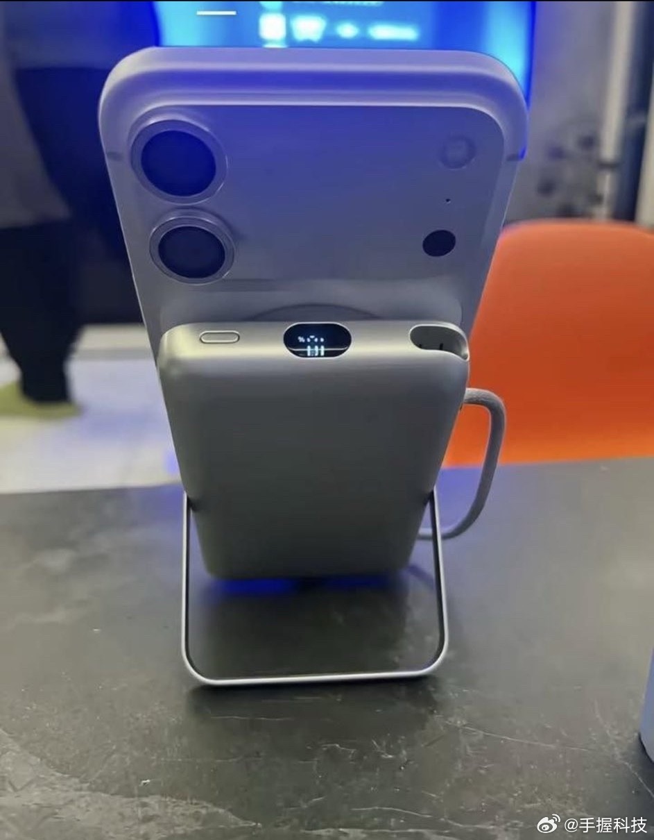 iPhone18标准版神似17Pro别神似了，流传的图是AI生成的，就是把iPh