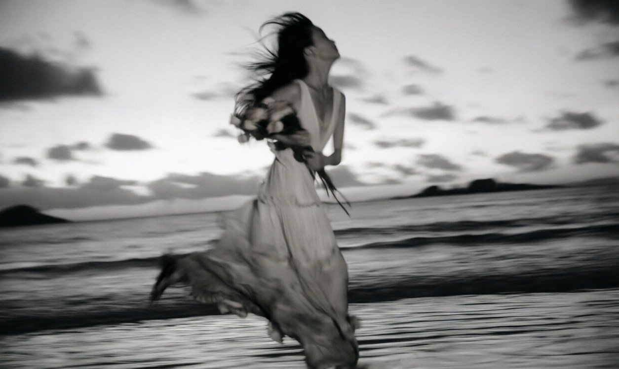 多做高能量的事：运动、早睡、早起、电影、音乐、唱歌、跳舞、写字、旅游、喝茶、闻香