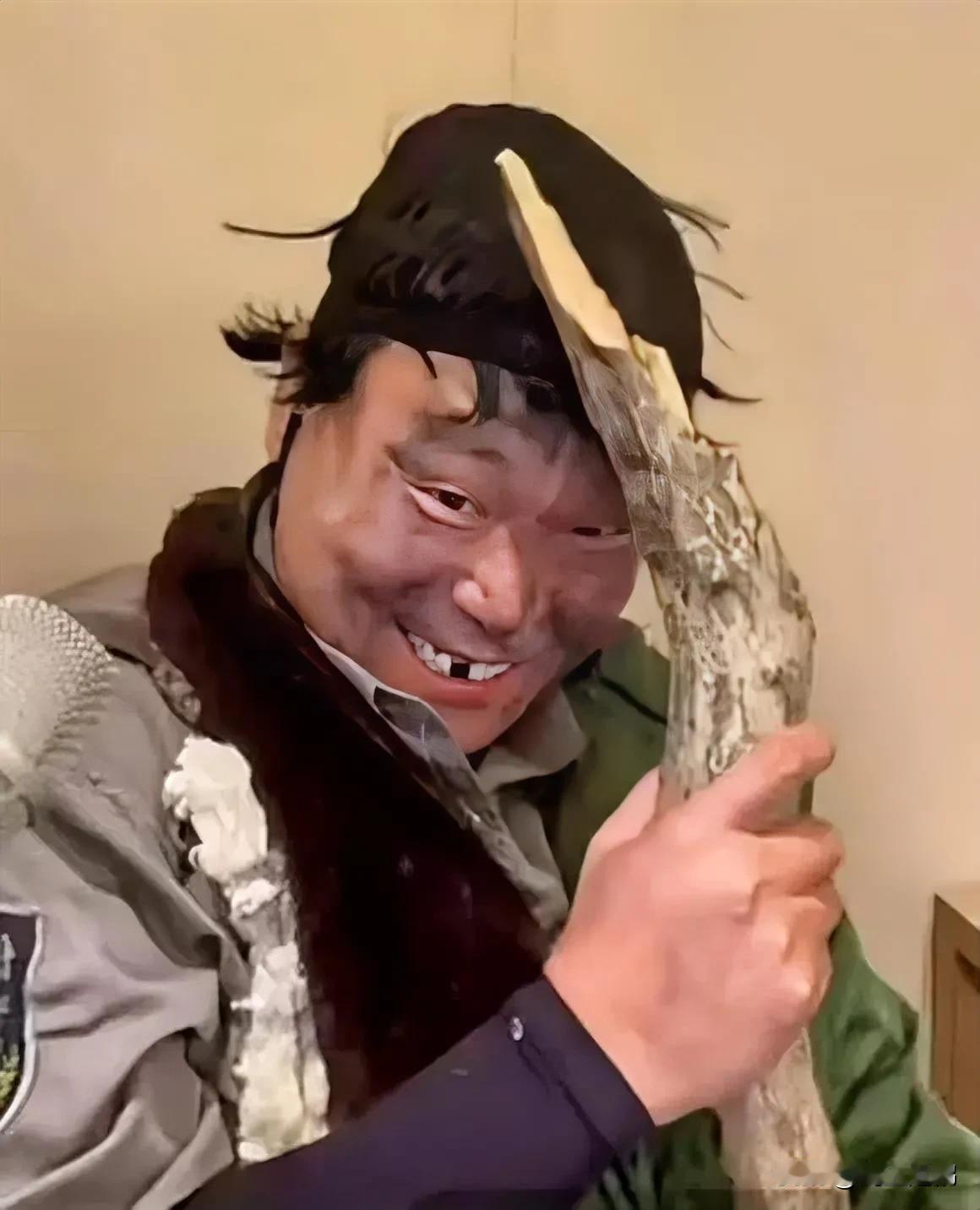 王铁蛋儿子百日宴销售营业额
   在网络带货不景气的情况下，王铁蛋儿子百日宴在昨