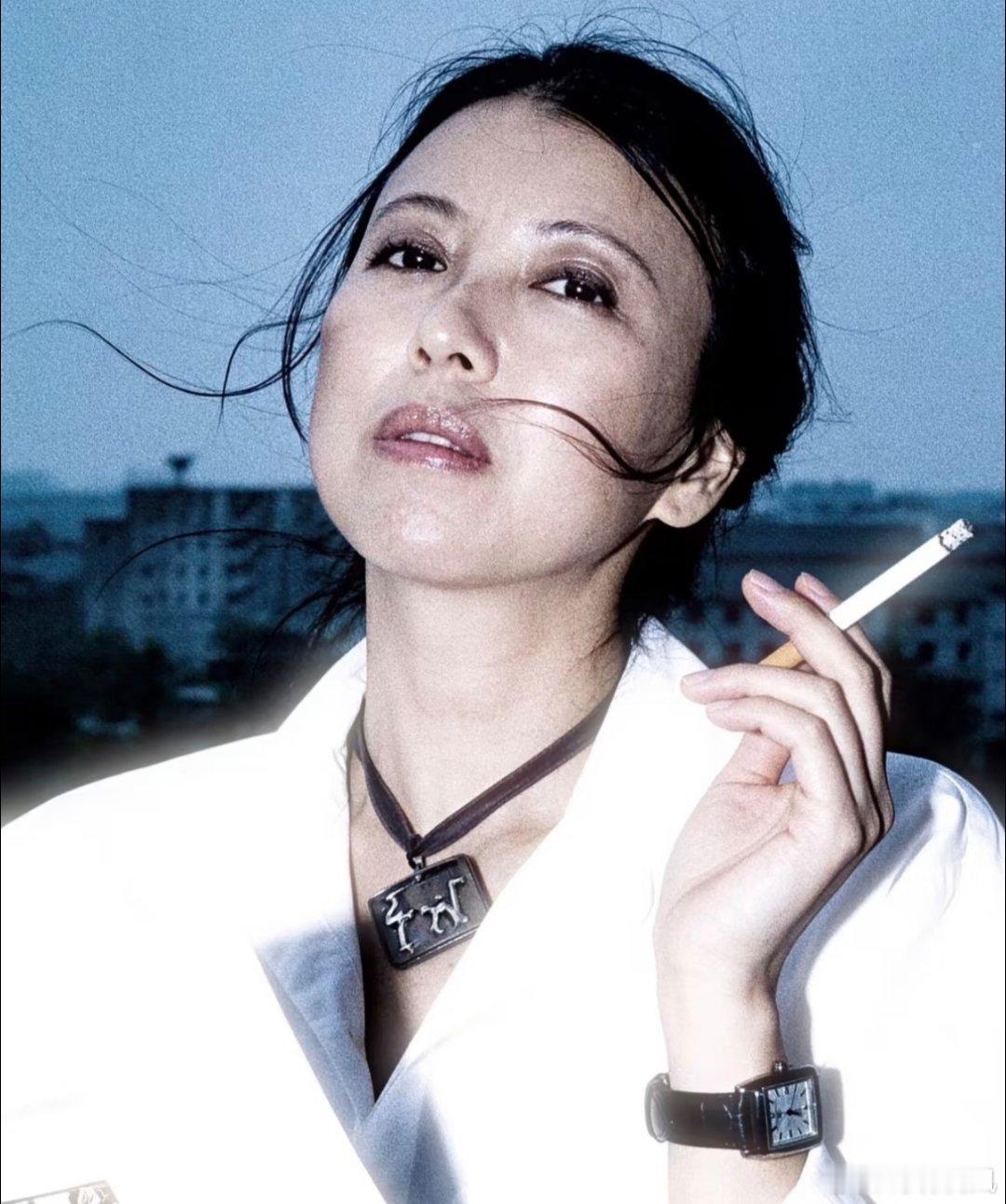 三毛：浮华喧嚣的世界，再难寻觅灵魂的高贵与自由！ 