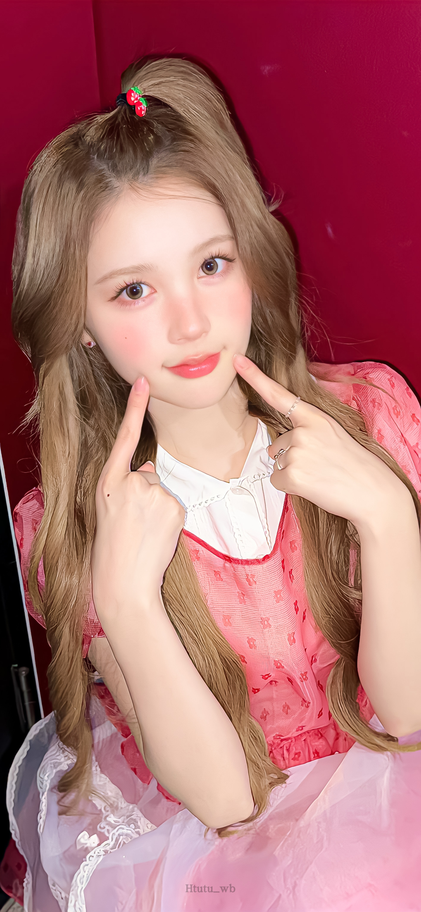 Ana卢惟那壁纸来啦～🍎💝 ​​​