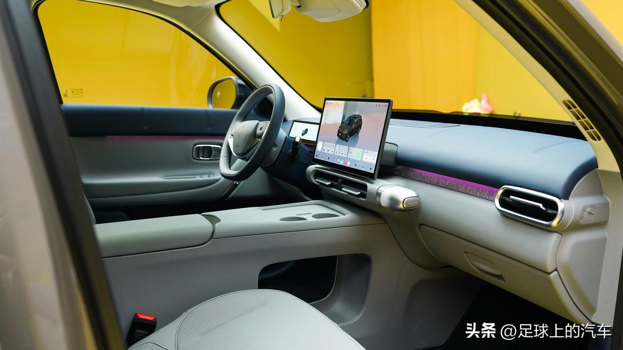 3月买车别急！这3台新SUV直接刷新你的认知，看完再下单！

1、iCAR V2