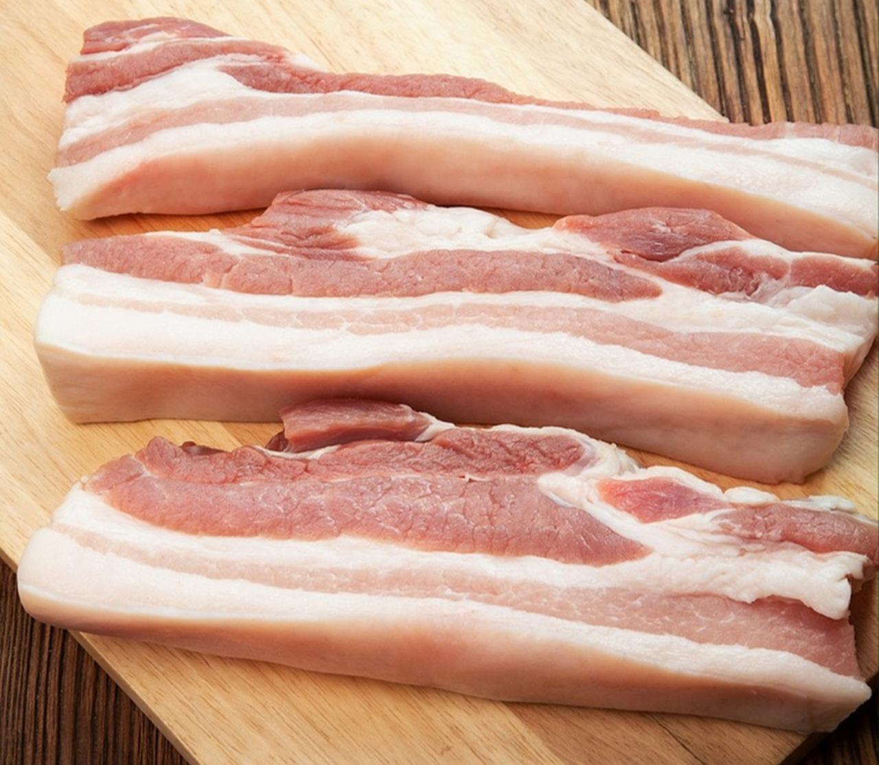 到底有什么区别，除了贵了些，还有什么优越性？前两天在家园买了一块五花肉，15.9