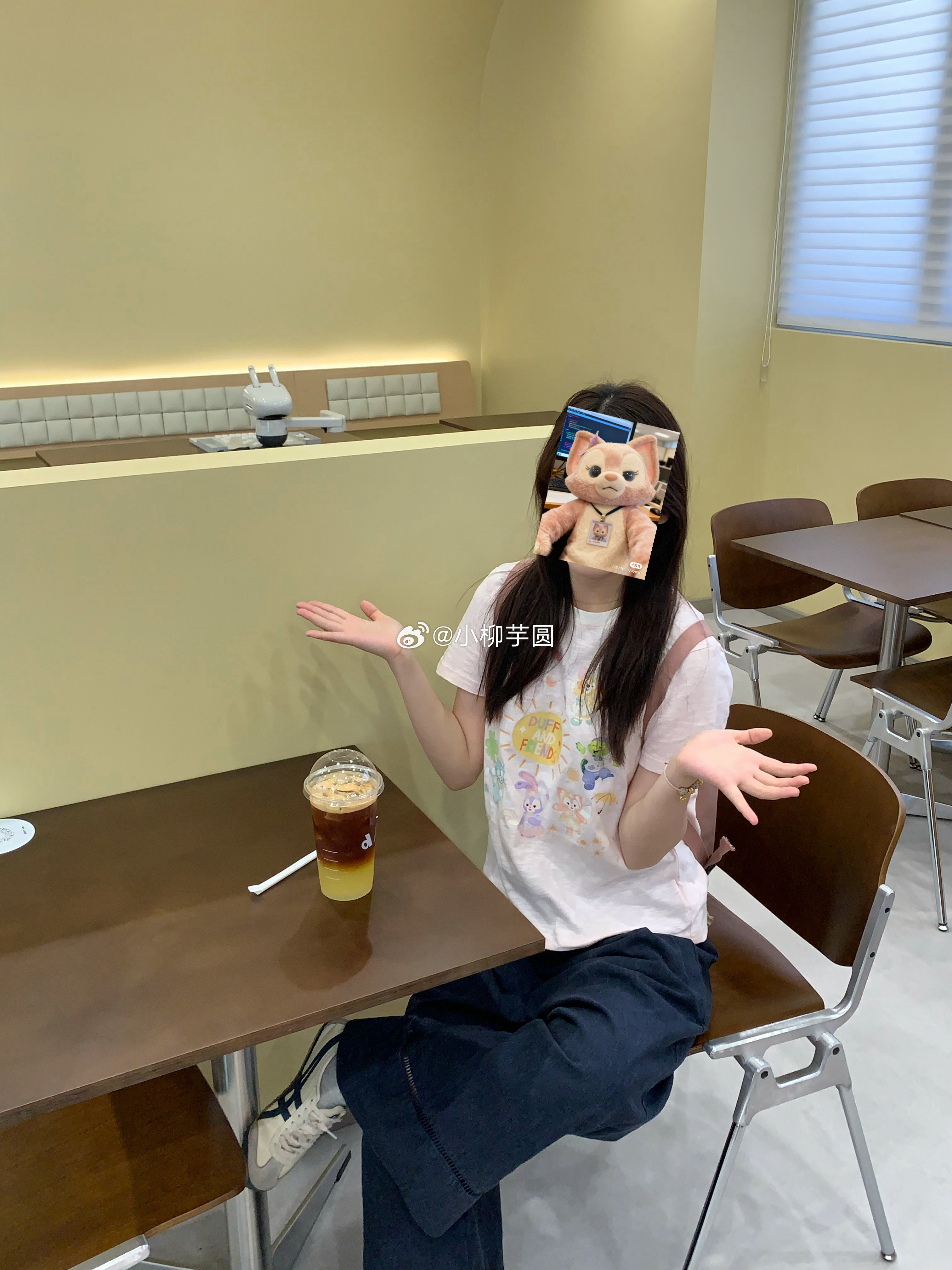 主包私下里就是如此美萌的小女孩一枚“一掷千金”买入特卖会的七宝 t~ 