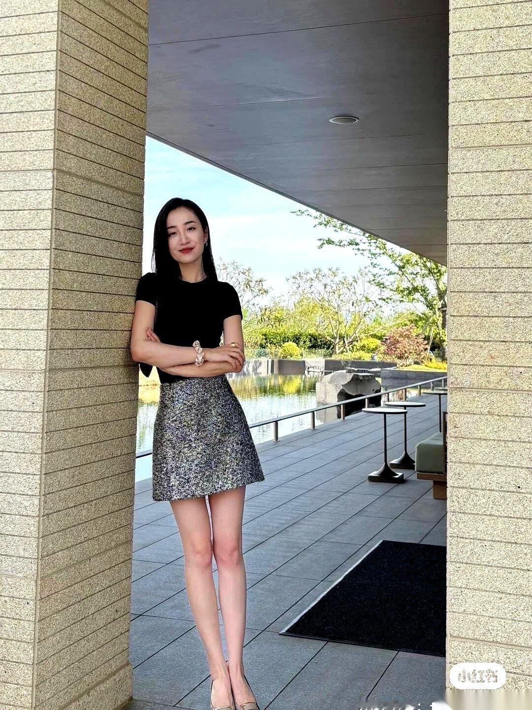 我跟你说个特扎心的事儿。
人这辈子，真正能让你撒开欢儿使劲造的“黄金入场券”，有