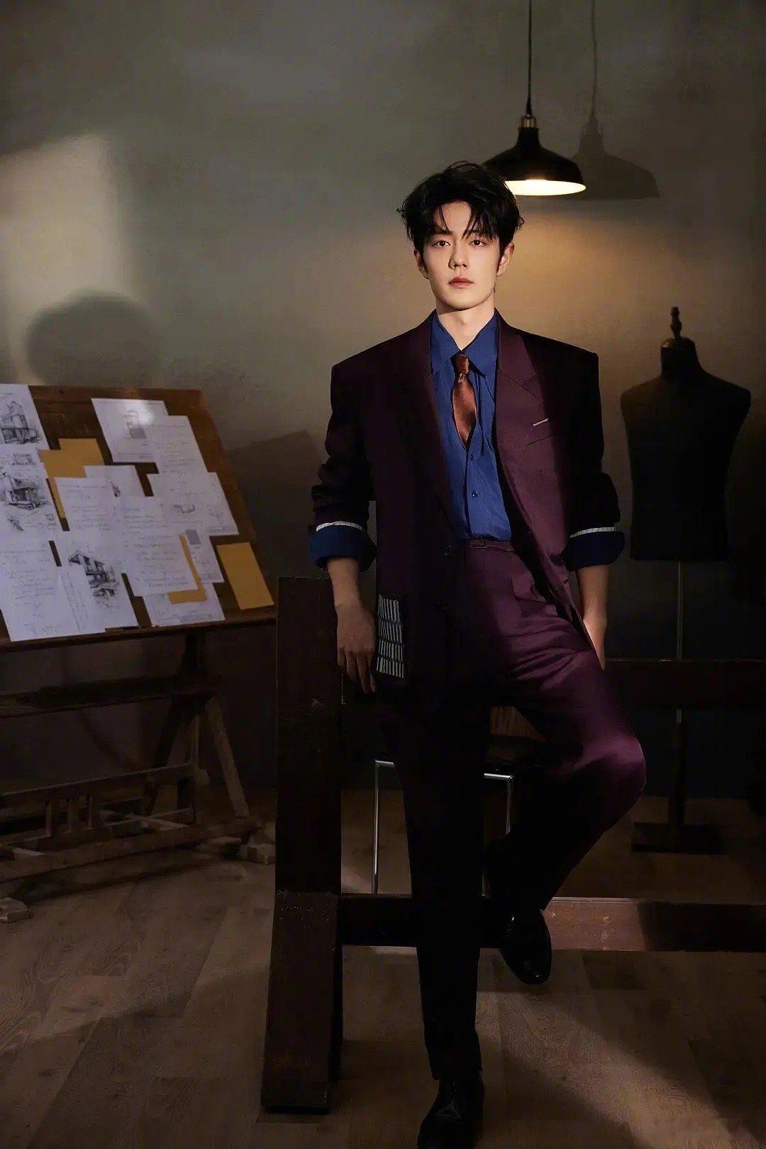 肖战出图 一个品牌的衣服四个人穿了，四联撞～ 肖战 YSL