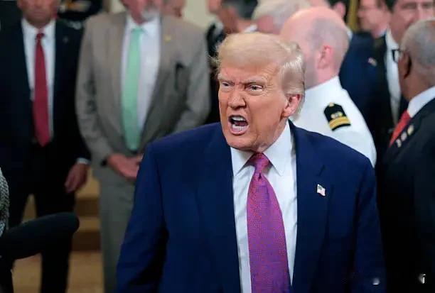 美国对伊朗提出"十五点方案"：停止铀浓缩、拆设施、断供哈马斯等三大武装、开放霍尔