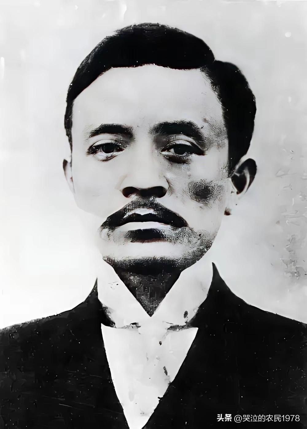 1913年宋教仁，在北上的时候在火车站被刺杀。关于宋教仁到底是被谁刺杀，一直是个