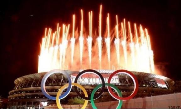 真把中国当冤大头了？国际奥委会终身名誉主席巴赫，最近在接受采访时公开表示：“中国