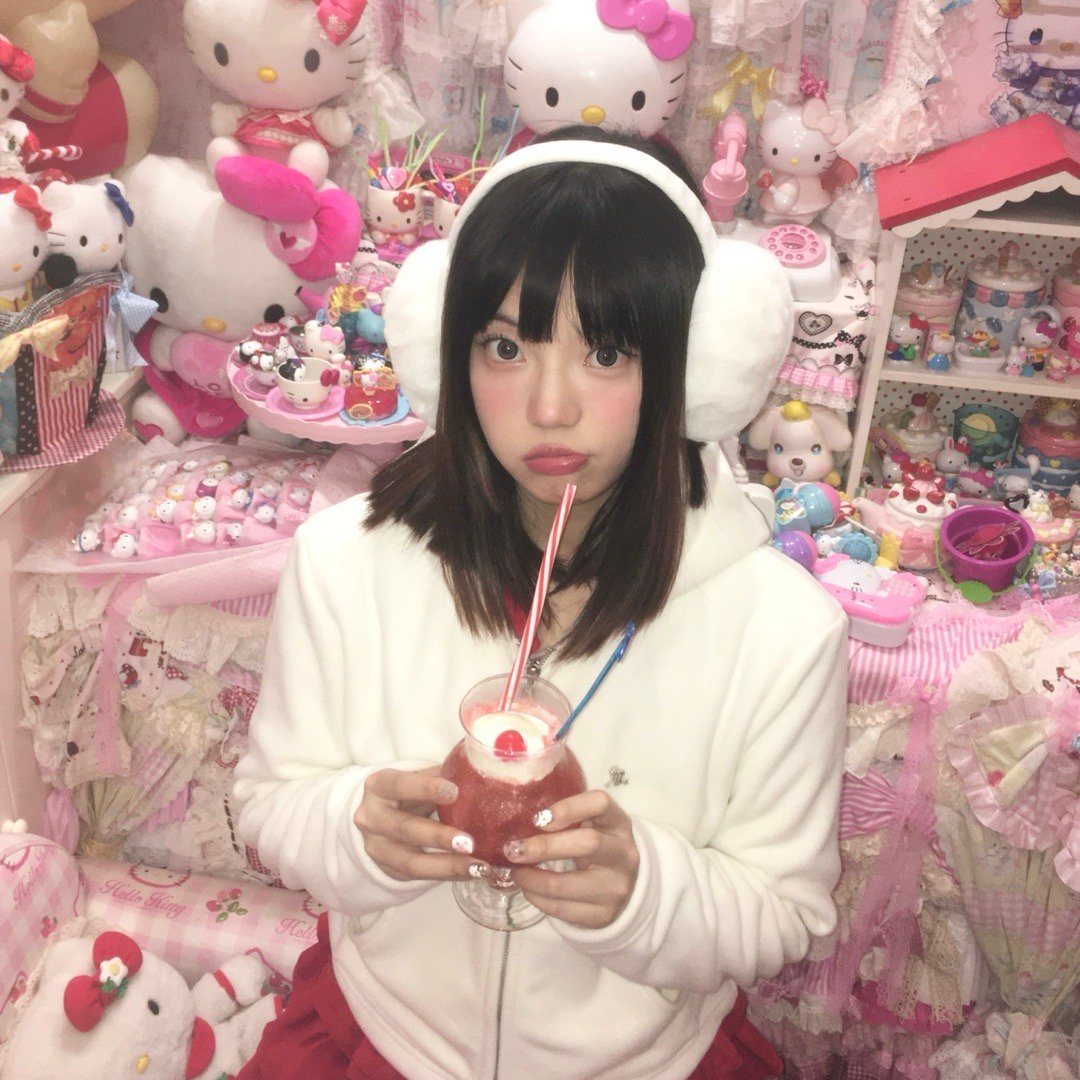 ⊹꙳🎀◟✩🐰◟✩🍒⩊˚  ​​​